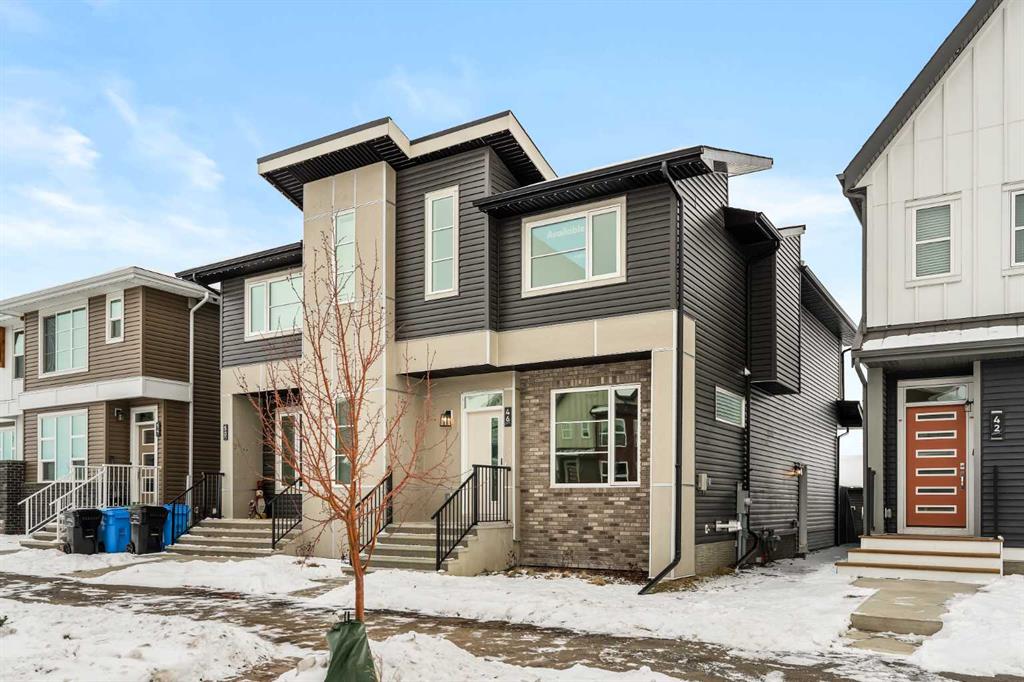 Picture of 46 Starling Boulevard NW, Calgary Real Estate Listing