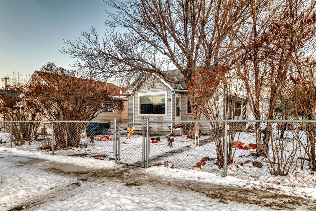 Picture of 476 3 Street , Drumheller Real Estate Listing