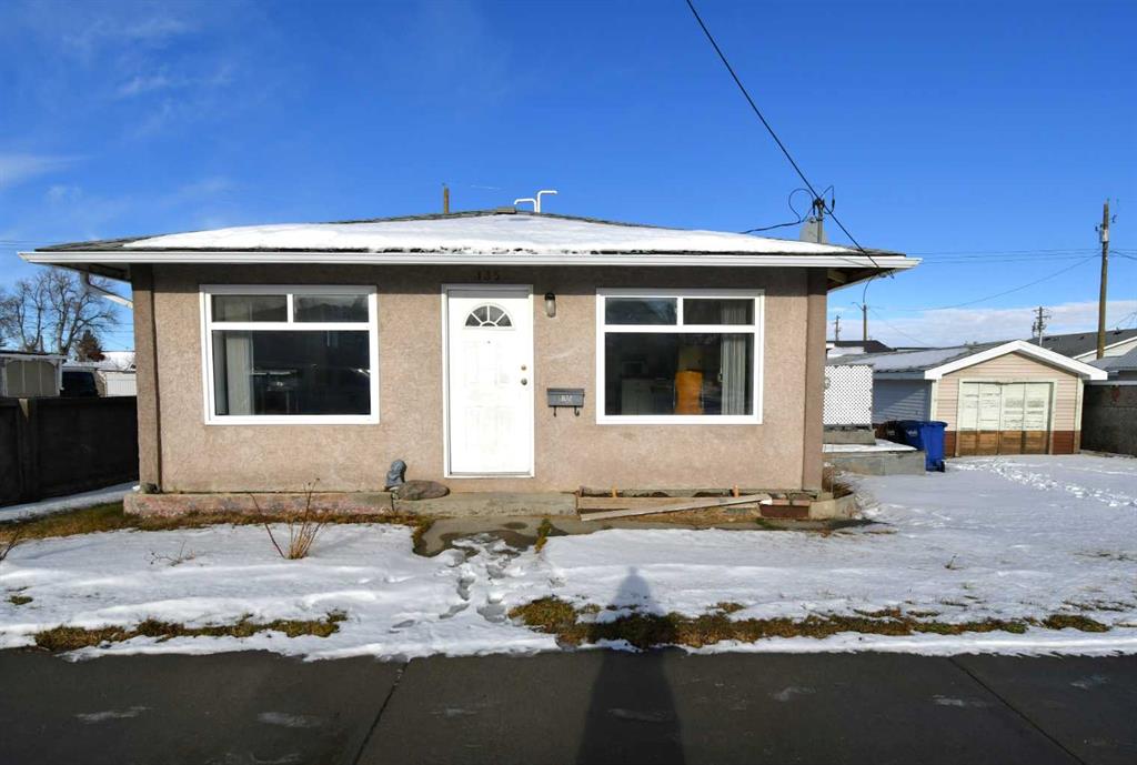 Picture of 135 21 Street , Fort Macleod Real Estate Listing