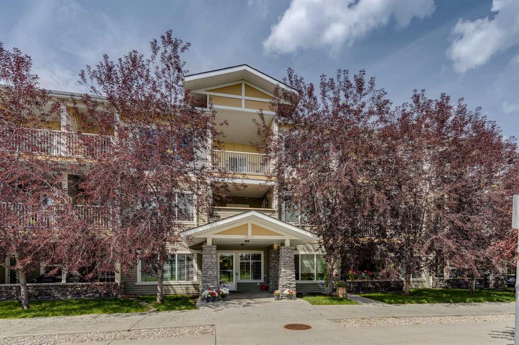 Picture of 2203, 4 Kingsland Close SE, Airdrie Real Estate Listing