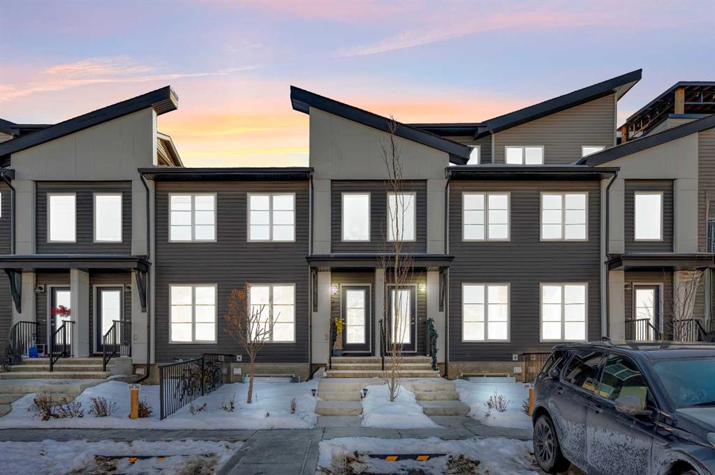 Picture of 304, 474 Seton Circle SE, Calgary Real Estate Listing