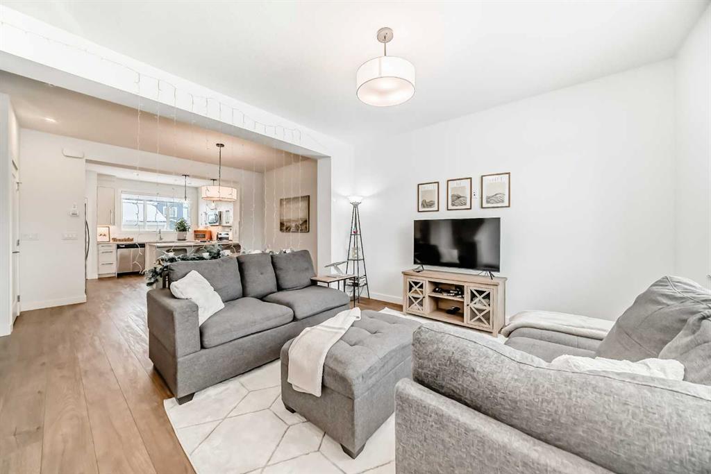 Picture of 106 Dawson Harbour Grove , Chestermere Real Estate Listing