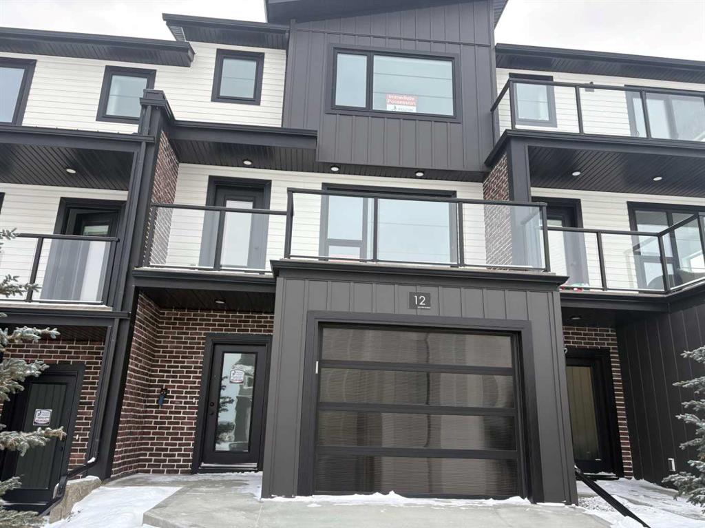 Picture of 12 Violet Point , Sylvan Lake Real Estate Listing