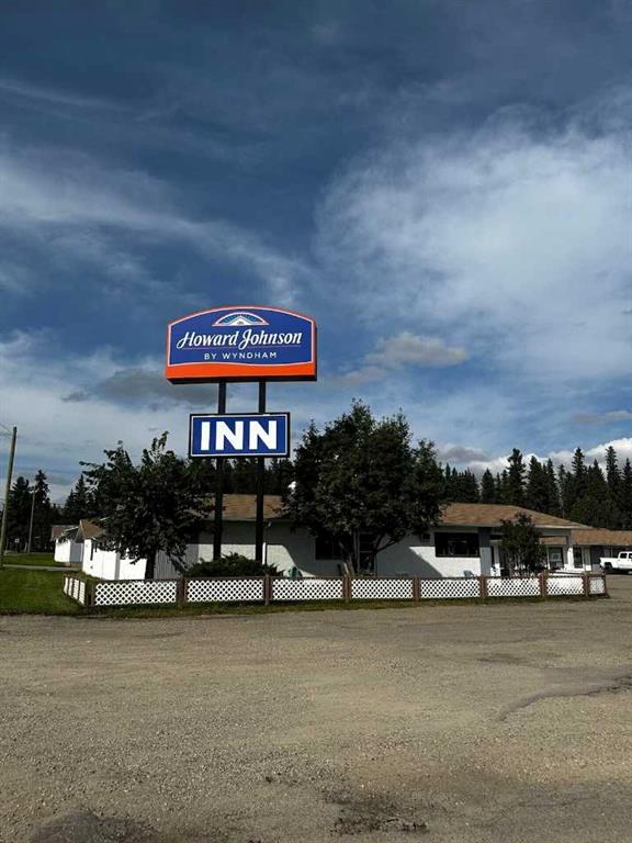 Picture of 301 42 Street , Edson Real Estate Listing