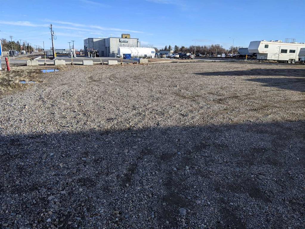 Picture of 1901 18 Avenue , Coaldale Real Estate Listing