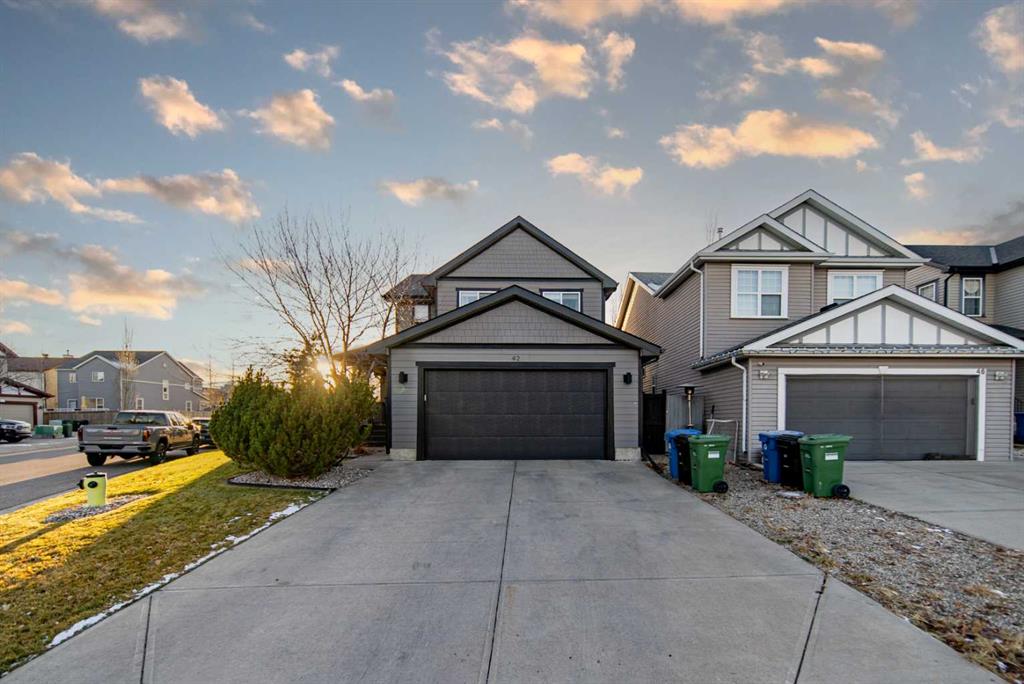 Picture of 42 Copperfield Point SE, Calgary Real Estate Listing