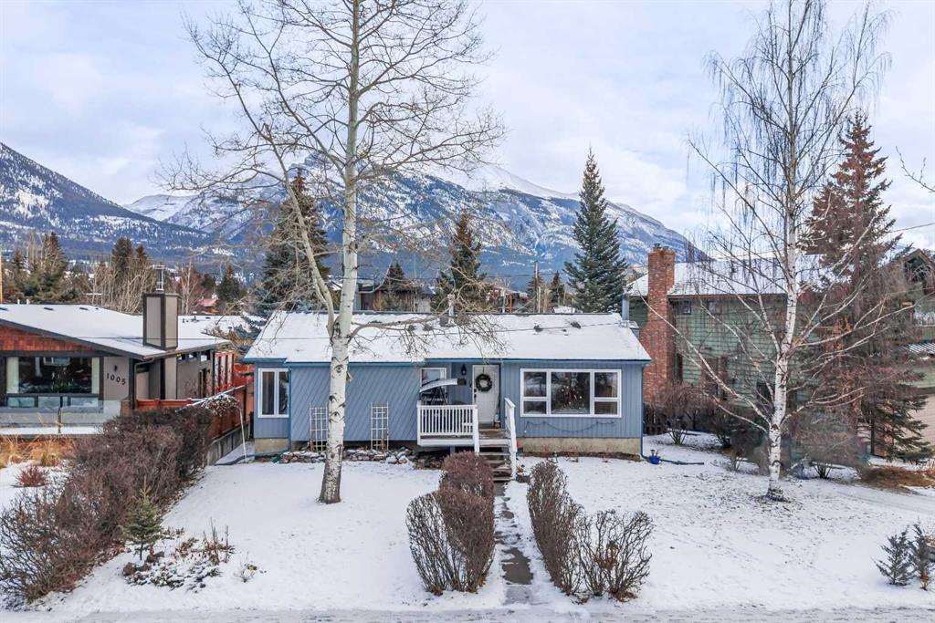 Picture of 1001 9th Avenue , Canmore Real Estate Listing