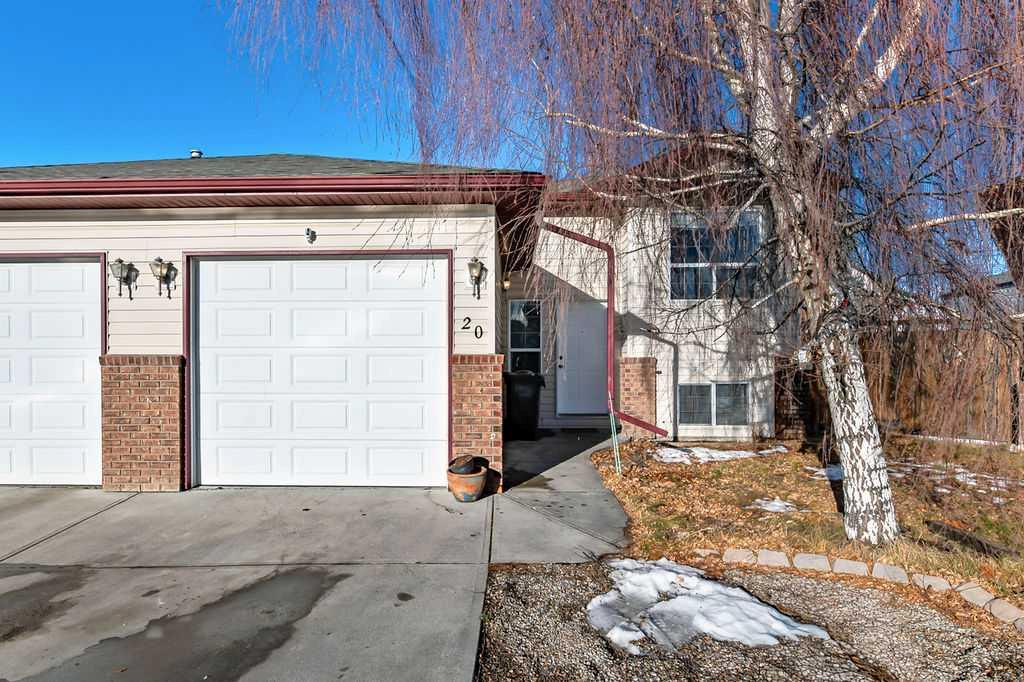 Picture of 20 High Ridge Close NW, High River Real Estate Listing