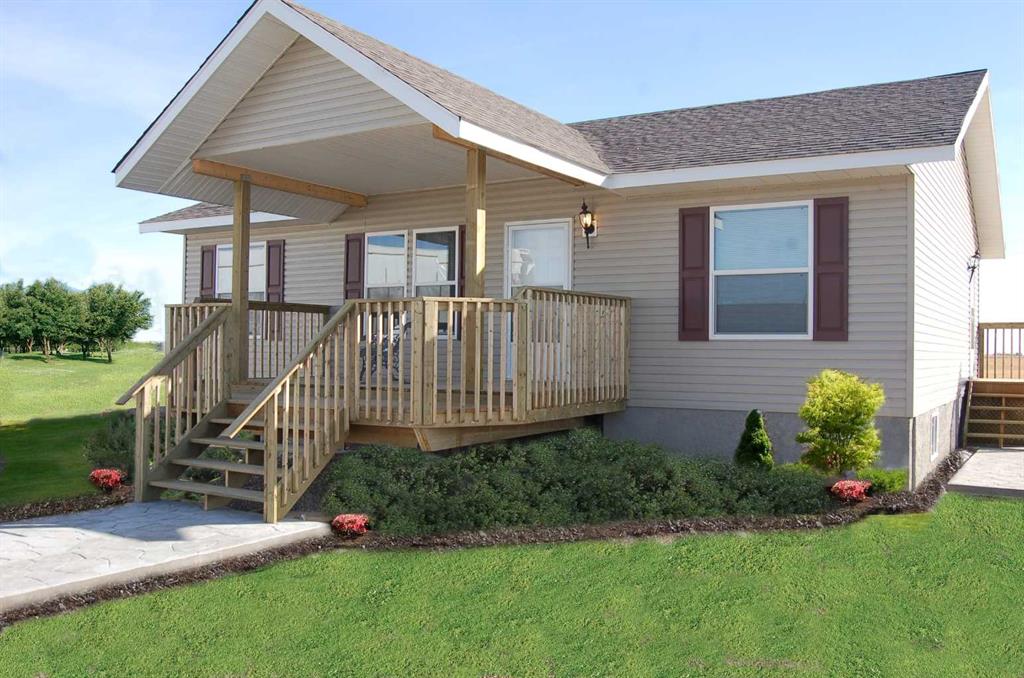 Picture of 23 Cherry Lane SE, Three Hills Real Estate Listing