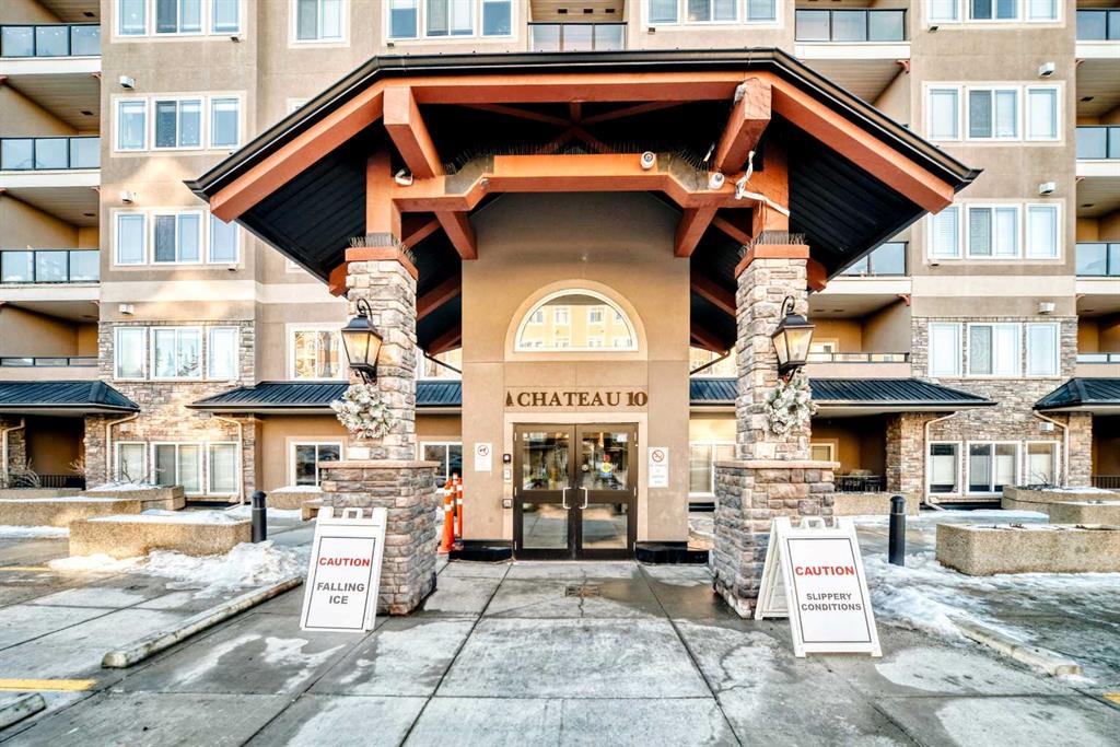 Picture of 213, 10 DISCOVERY RIDGE Close SW, Calgary Real Estate Listing