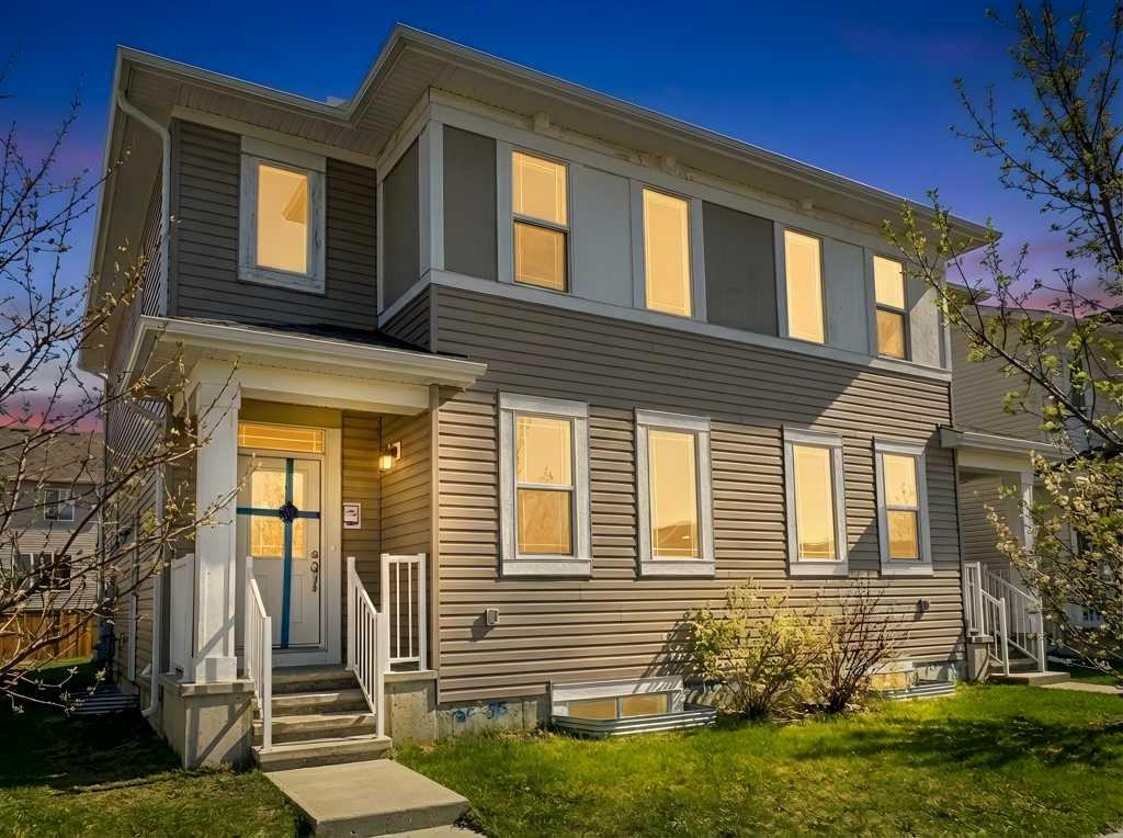 Picture of 2040 Carrington Boulevard NW, Calgary Real Estate Listing