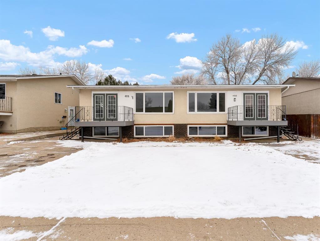 Picture of 490 18 Street NE, Medicine Hat Real Estate Listing