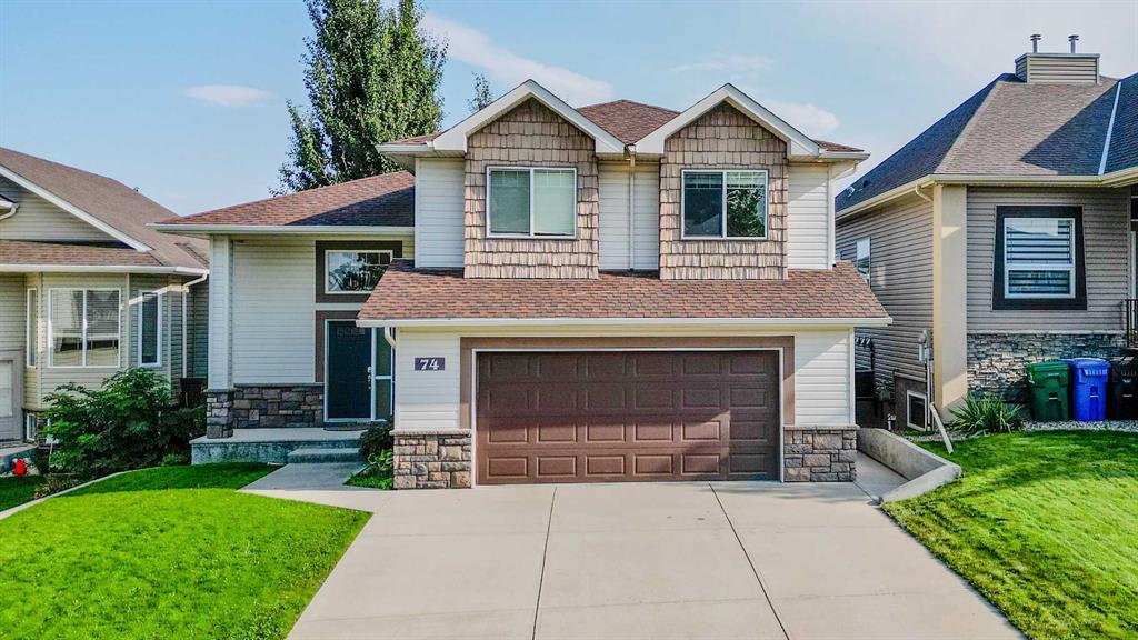 Picture of 74 Rivermont Crescent W, Lethbridge Real Estate Listing