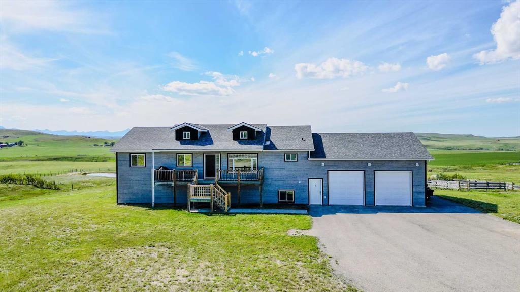 Picture of 24004 RR 260A  , Rural Cardston County Real Estate Listing
