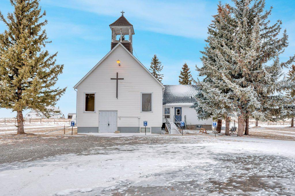 Picture of 192016 Highway 547 Highway , Rural Foothills County Real Estate Listing