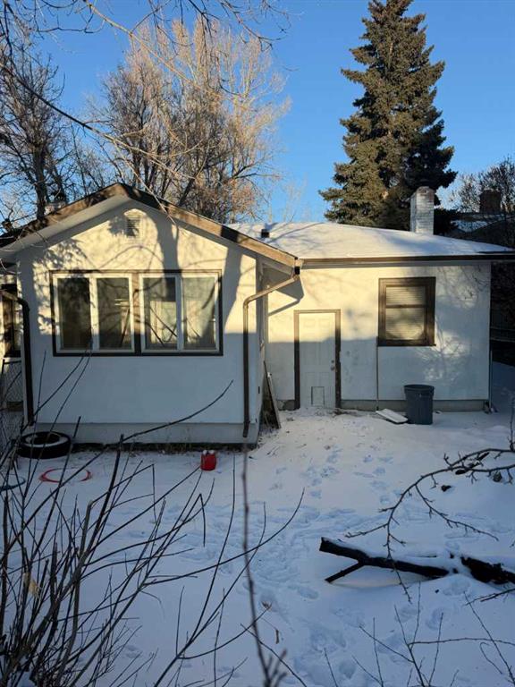 Picture of 5019 Vienna Drive NW, Calgary Real Estate Listing