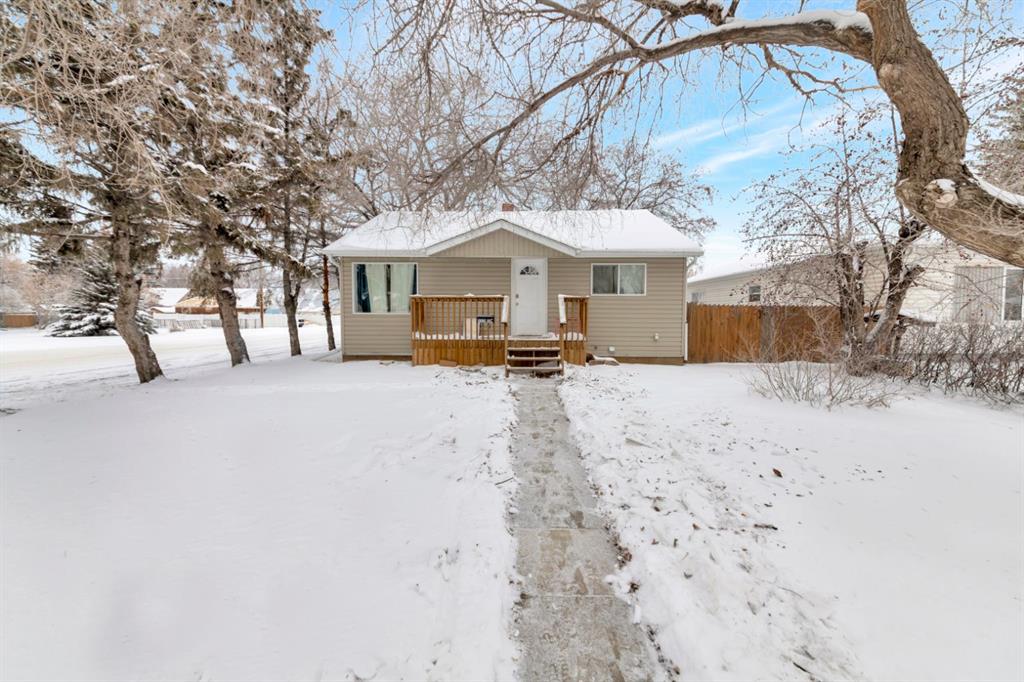 Picture of 5320 50 Street , Lloydminster Real Estate Listing