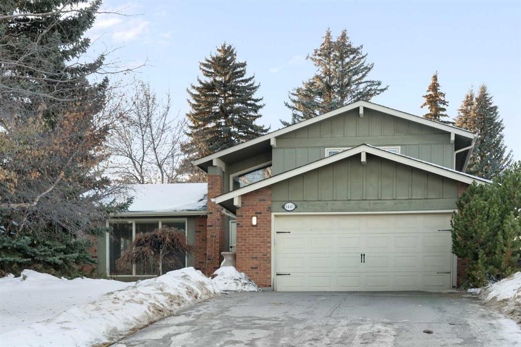 Picture of 1447 Acadia Drive SE, Calgary Real Estate Listing