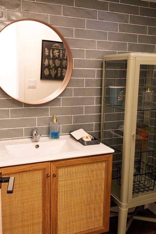 Picture of Lower, 9710 99 Avenue , Grande Prairie Real Estate Listing