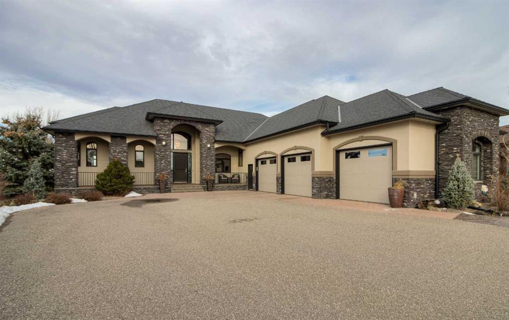 Picture of 214 Sandstone Place S, Lethbridge Real Estate Listing