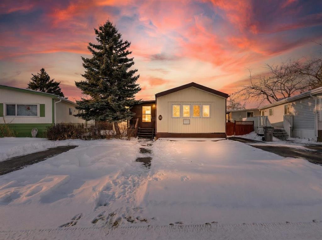 Picture of 40, 6724 17 Avenue SE, Calgary Real Estate Listing