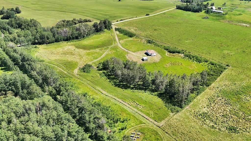 Picture of 421032 RR#15  , Rural Ponoka County Real Estate Listing