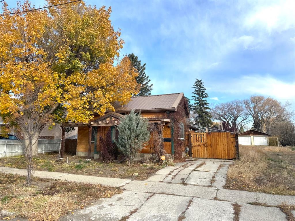 Picture of 513 19 Street N, Lethbridge Real Estate Listing