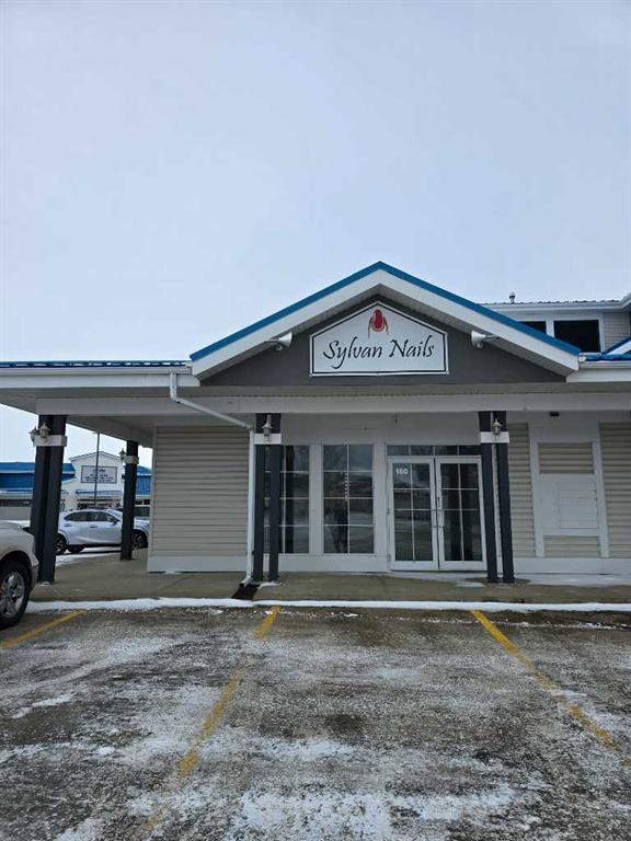 Picture of 1, 160 Hewlett Park Landing , Sylvan Lake Real Estate Listing