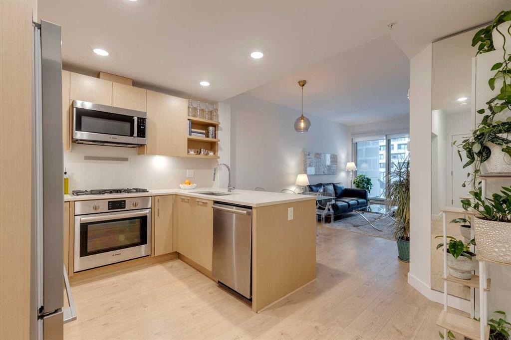 Picture of 230, 88 9 Street NE, Calgary Real Estate Listing