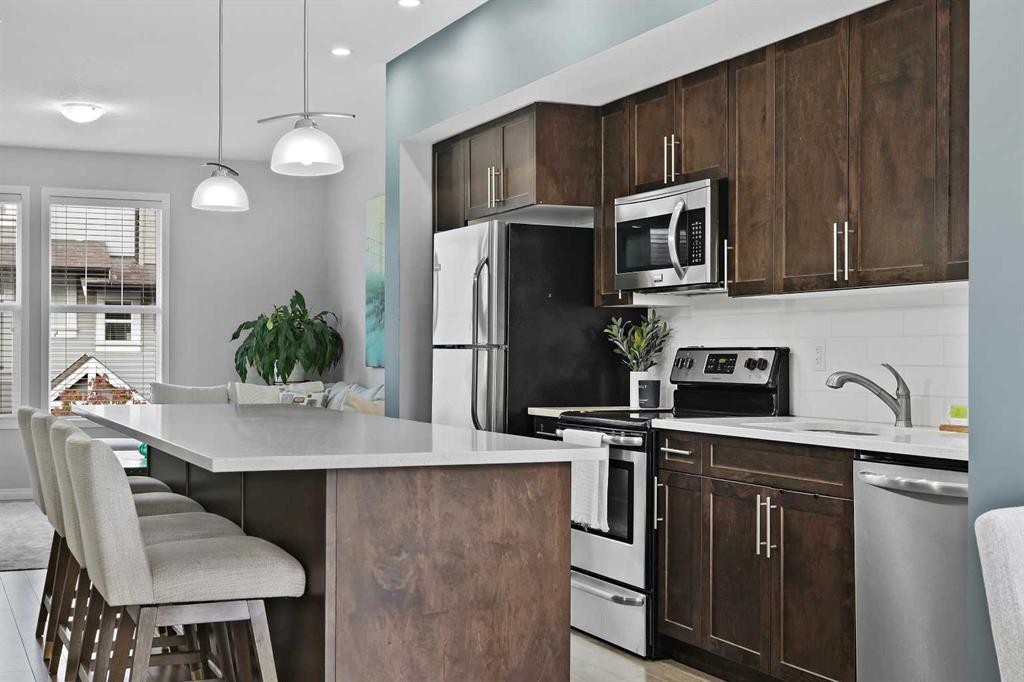 Picture of 1205, 280 Williamstown Close NW, Airdrie Real Estate Listing