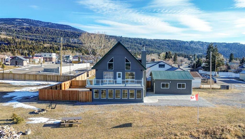 Picture of 2102 214 Street , Bellevue Real Estate Listing