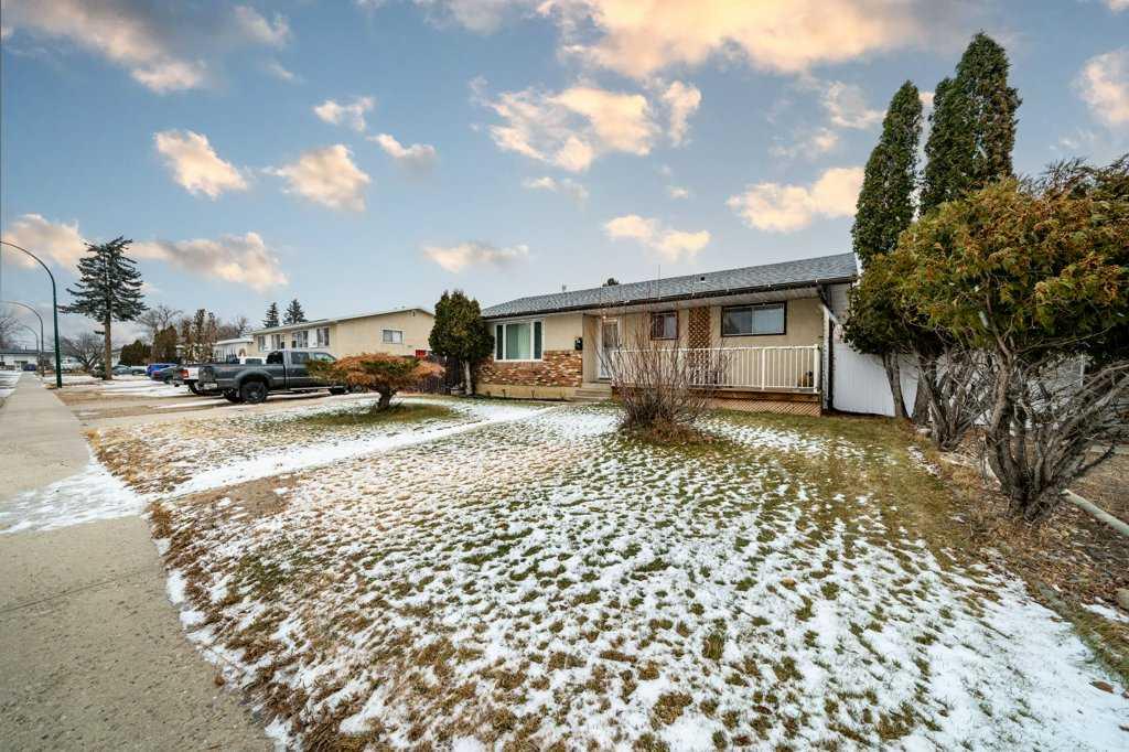 Picture of 1647 4 Avenue NE, Medicine Hat Real Estate Listing