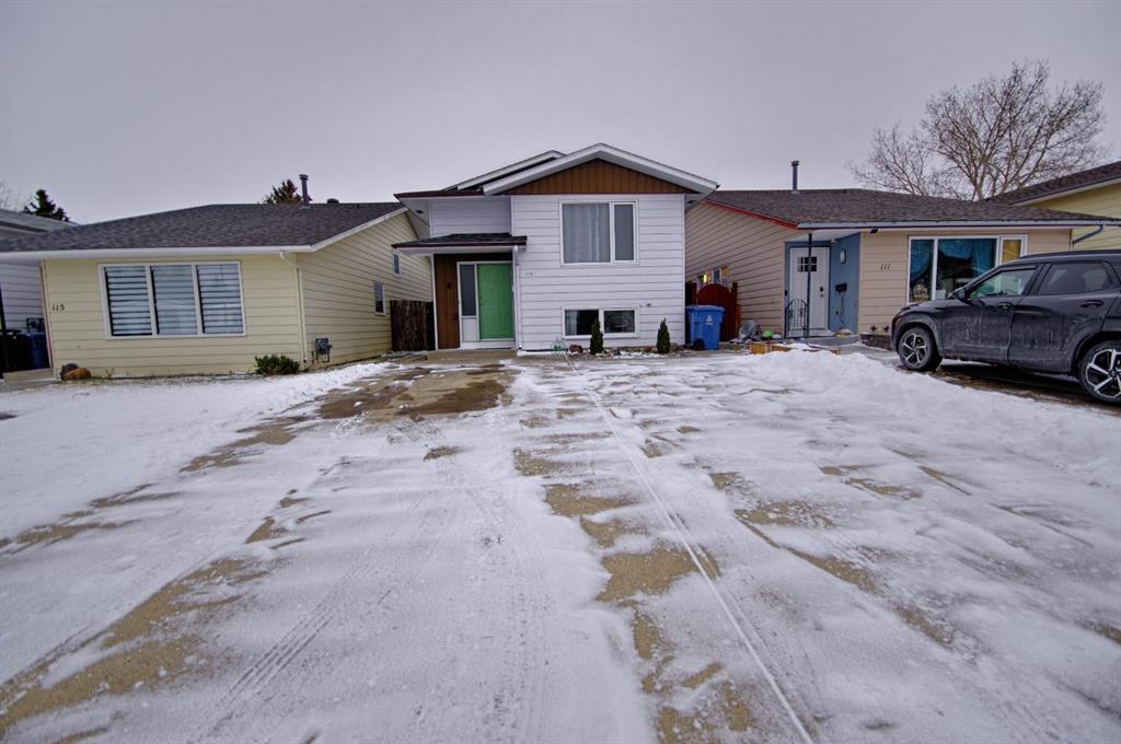 Picture of 113 Cayuga Crescent W, Lethbridge Real Estate Listing