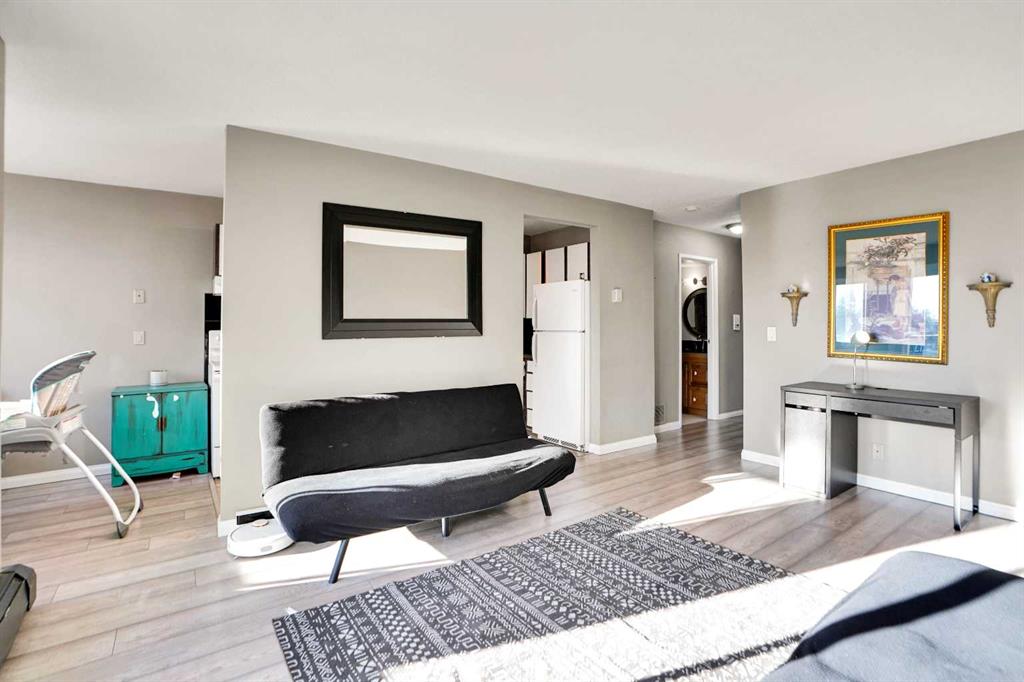 Picture of 202, 1529 26 Avenue SW, Calgary Real Estate Listing