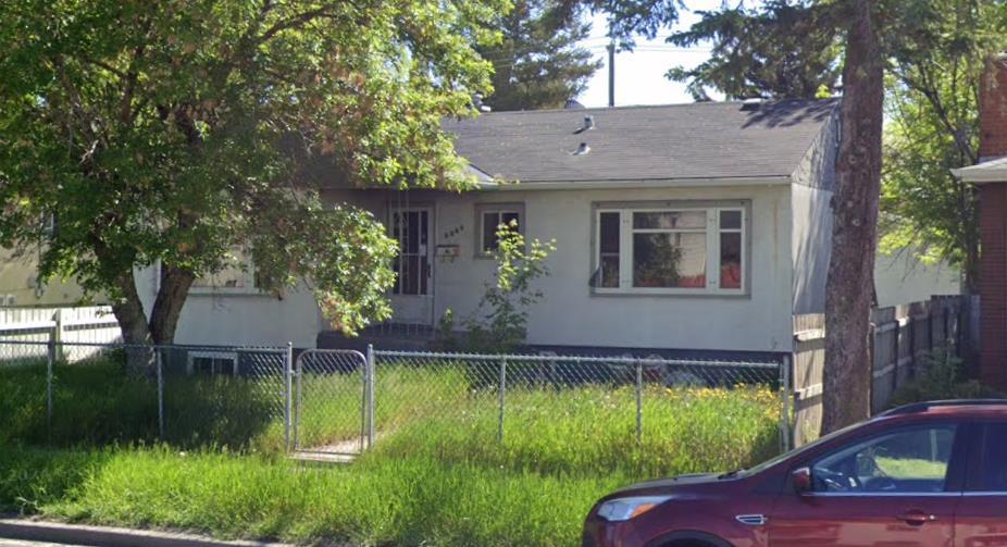 Picture of 3520 Centre Street NE, Calgary Real Estate Listing