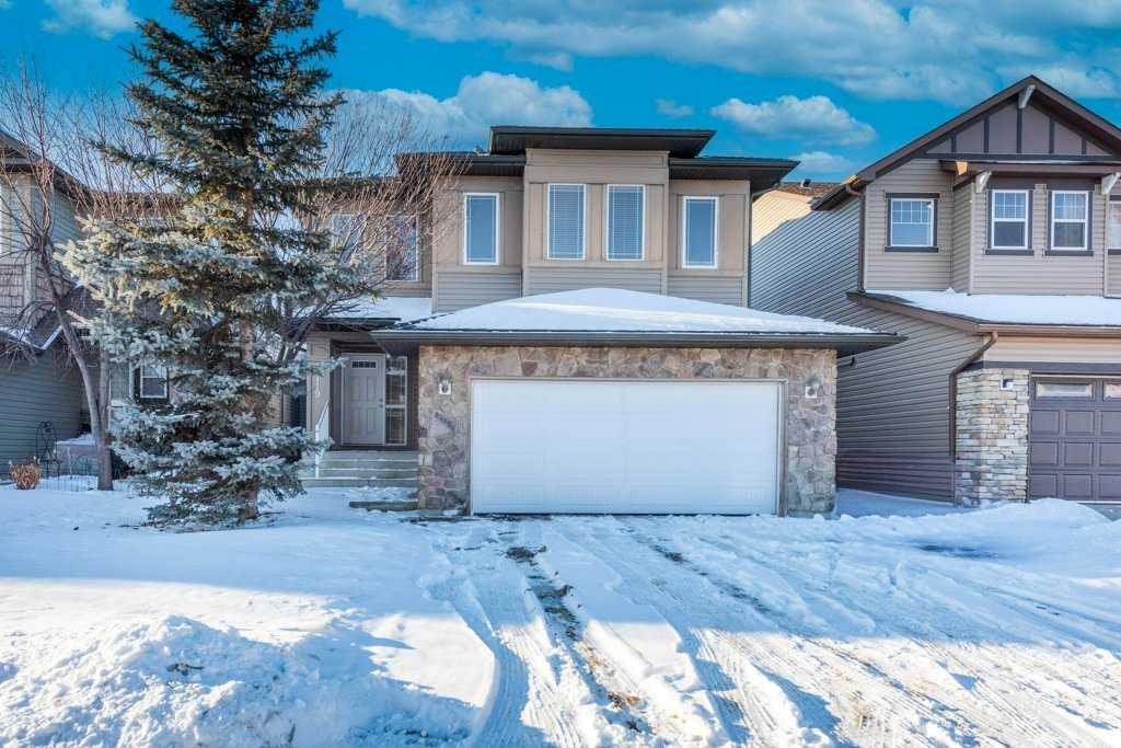 Picture of 1119 Panamount Boulevard NW, Calgary Real Estate Listing