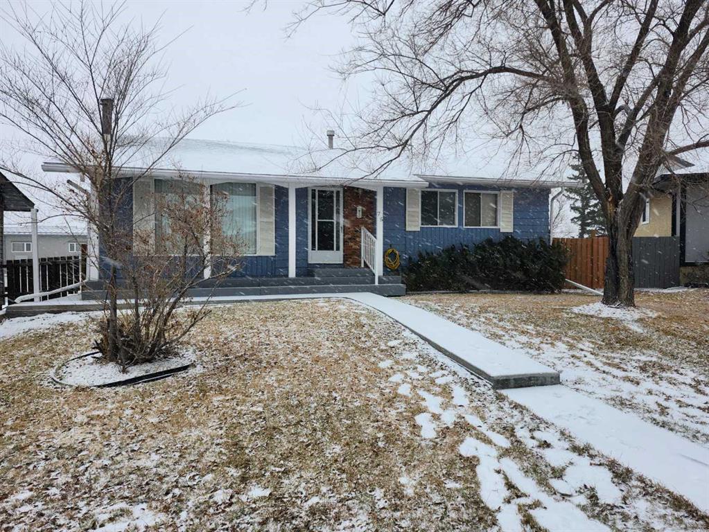 Picture of 75 Hunts Crescent , Drumheller Real Estate Listing