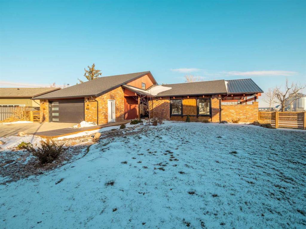 Picture of 101 3 Street S, Picture Butte Real Estate Listing