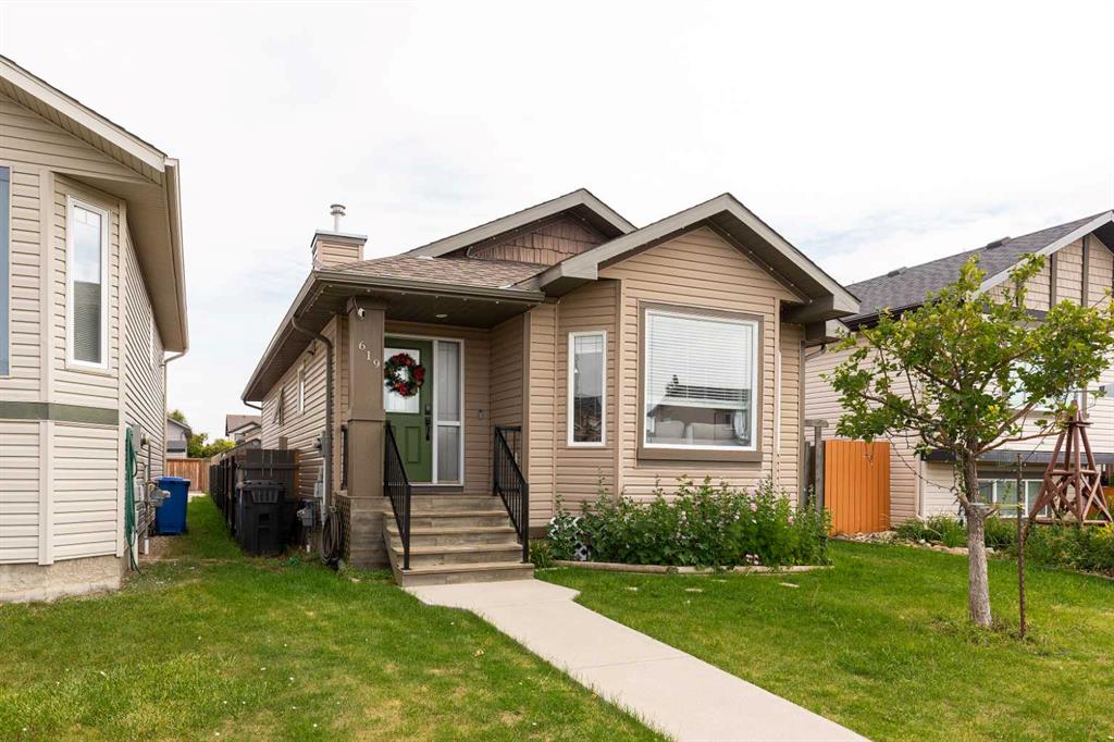 Picture of 619 Florence Ho Leong Crescent N, Lethbridge Real Estate Listing
