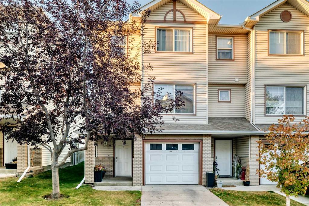Picture of 14 Dover Mews SE, Calgary Real Estate Listing