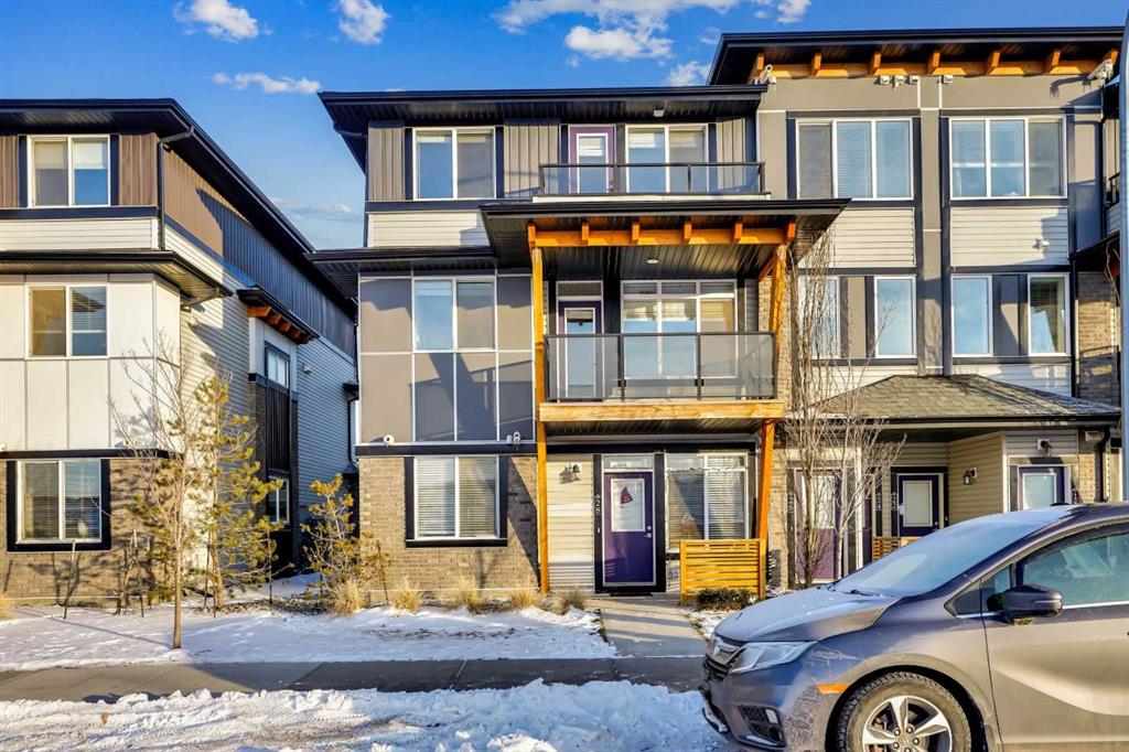 Picture of 28 Savanna Passage NE, Calgary Real Estate Listing