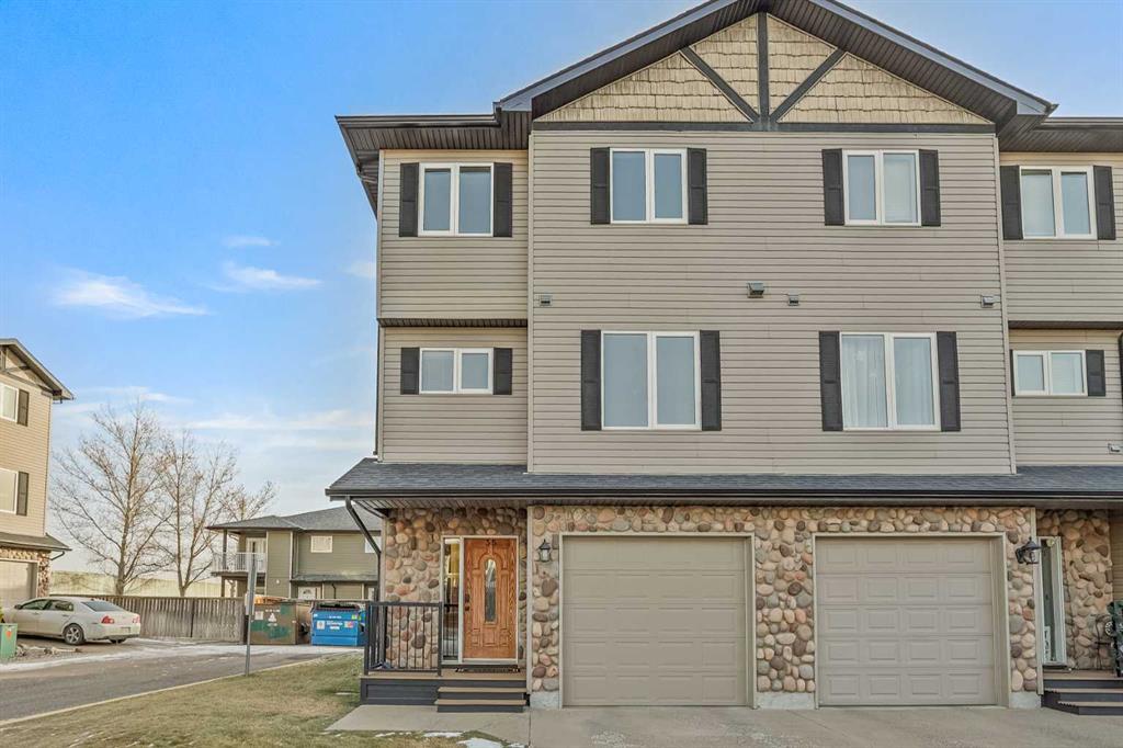 Picture of 35, 762 Heritage Boulevard W, Lethbridge Real Estate Listing