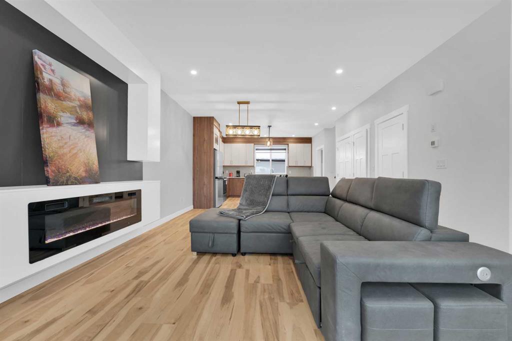 Picture of 216 99 Avenue SE, Calgary Real Estate Listing