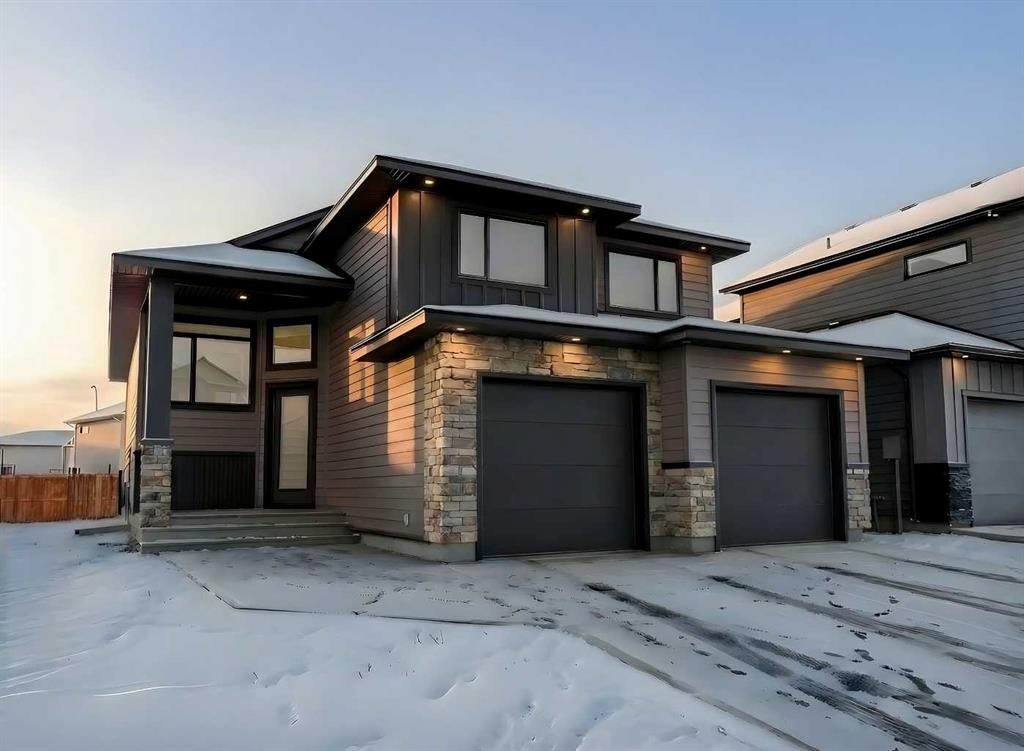 Picture of 639 Sixmile Crescent S, Lethbridge Real Estate Listing