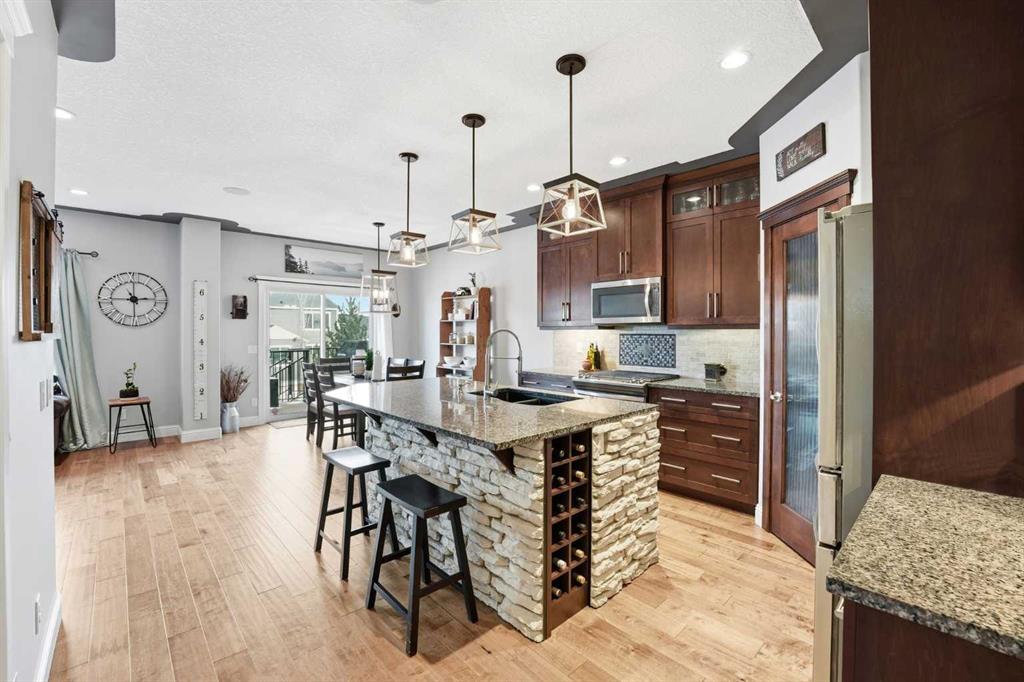 Picture of 166 Fireside Bend , Cochrane Real Estate Listing