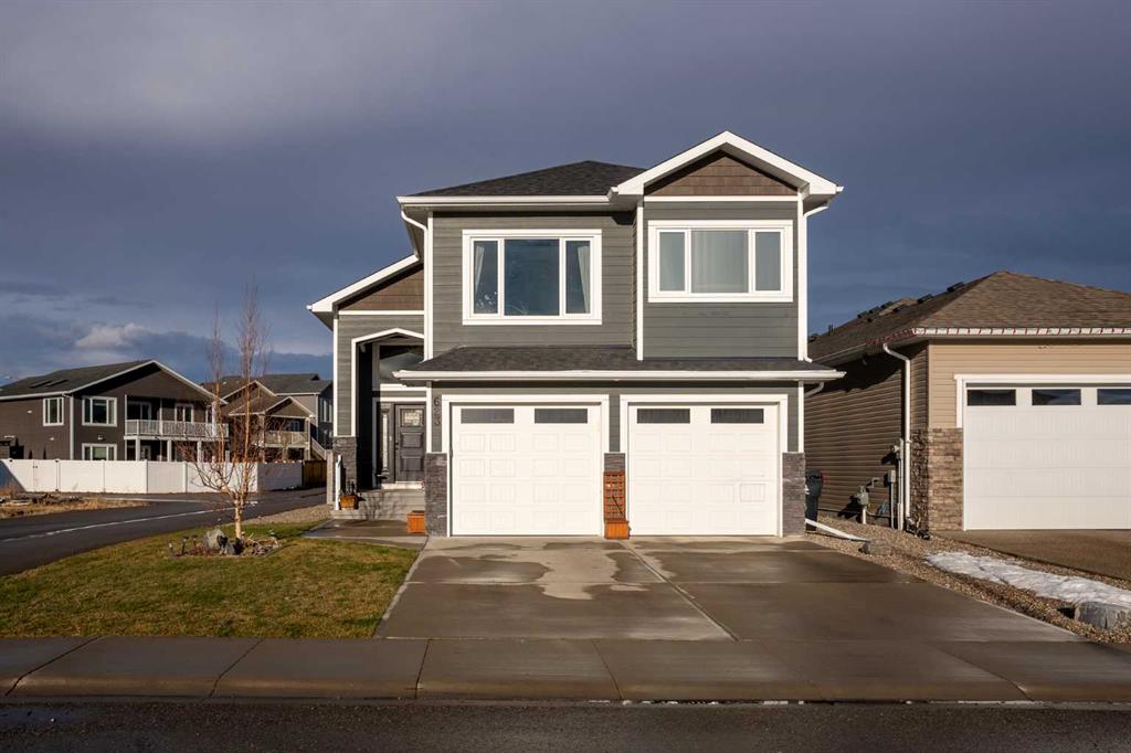 Picture of 623 Sixmile Crescent S, Lethbridge Real Estate Listing