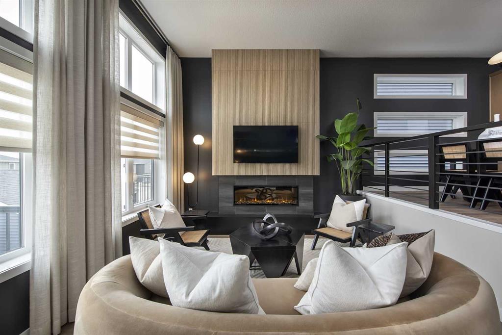 Picture of 178 Mitchell Road NW, Calgary Real Estate Listing