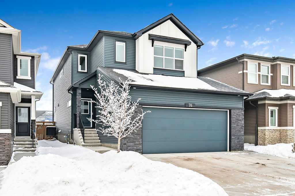 Picture of 76 Larkspur Bend , Okotoks Real Estate Listing