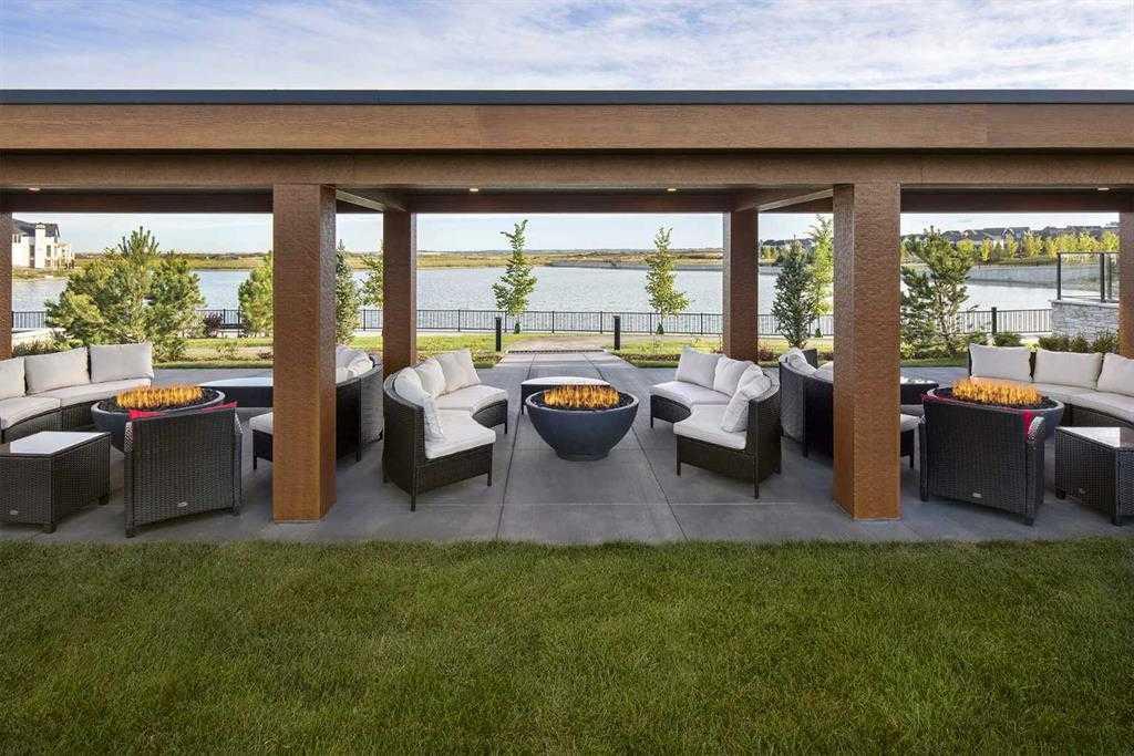 Picture of 302, 130 Marina Cove SE, Calgary Real Estate Listing