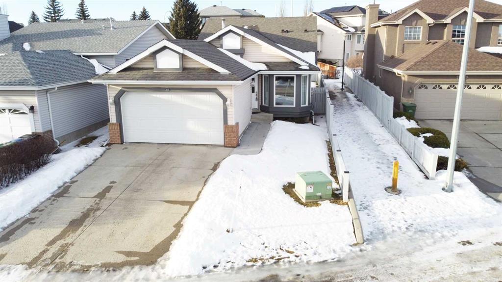 Picture of 215 Hidden Vale Place NW, Calgary Real Estate Listing